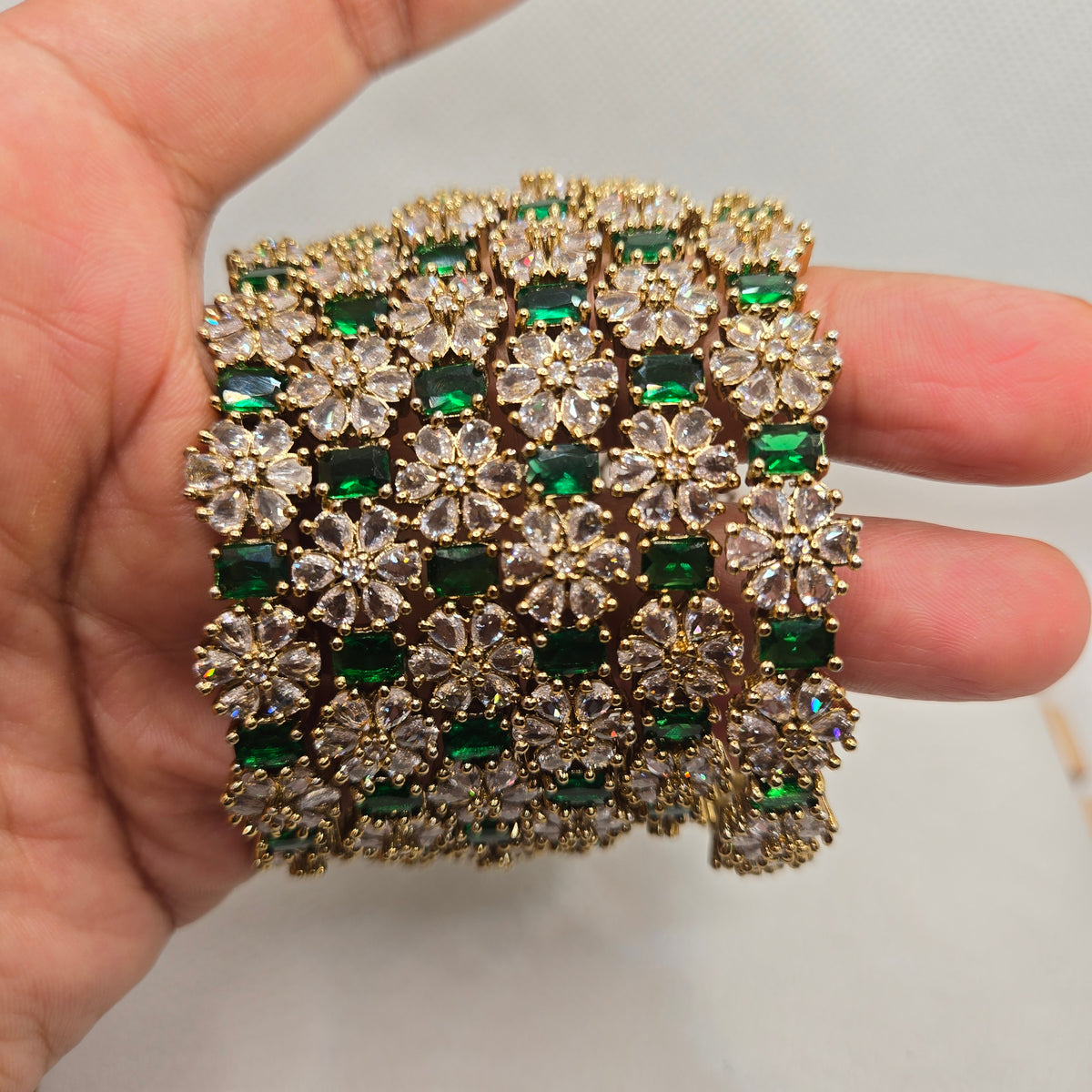 Emerald AD Stone Floral Bangle Set
