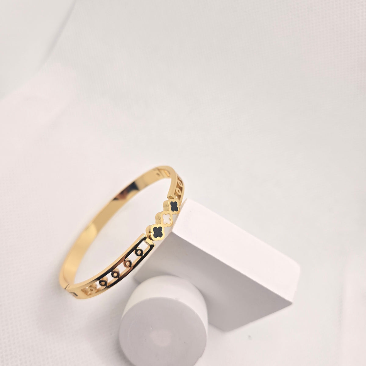 Gold-Toned Black Clover Detail Bangle